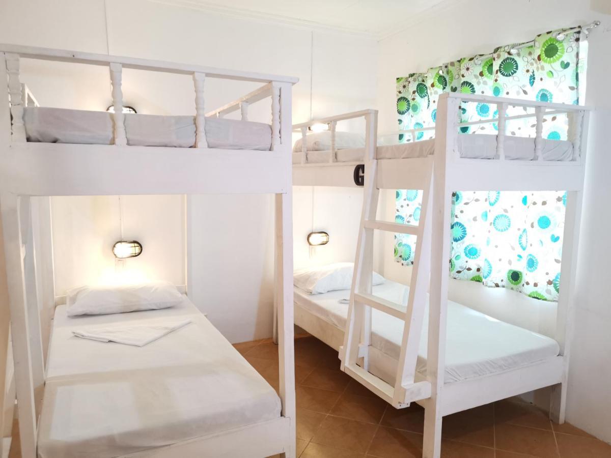 La Vida Hostel Samal Island Esterno foto